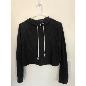 H&M Cropped Small Pullover Hoodie